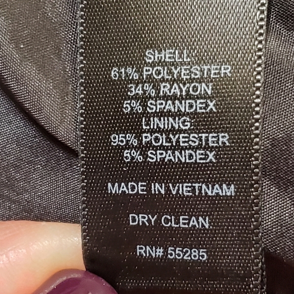 Express suit, used in perfect condition. Size 4 - Picture 4 of 12